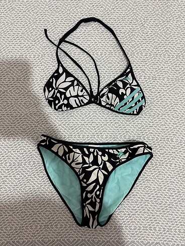 40 Beden Bikini alt üst şort takım