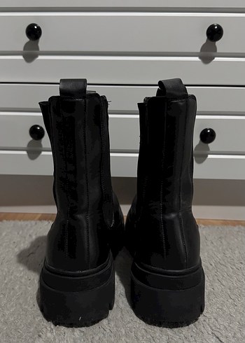 Siyah Suni Deri Bershka Bot - Görsel 3