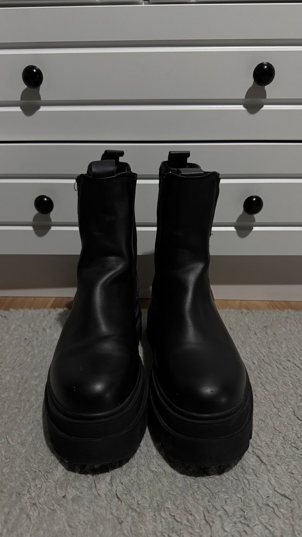 Siyah Suni Deri Bershka Bot - Görsel 2