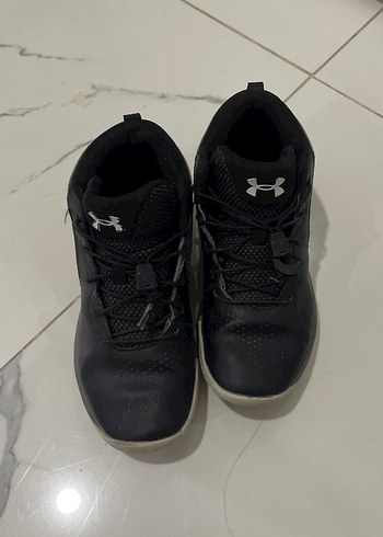 Siyah Bağcıklı Basketbol Ayakkabısı - Görsel 2