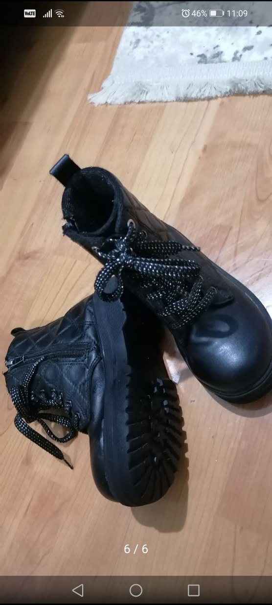 Kız Çocuk Siyah Yılan Desenli Lastik Bot - Görsel 3