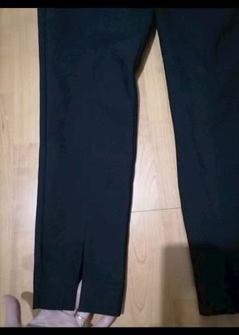 Kadın Siyah Midi Kumaş Pantolon - Görsel 4