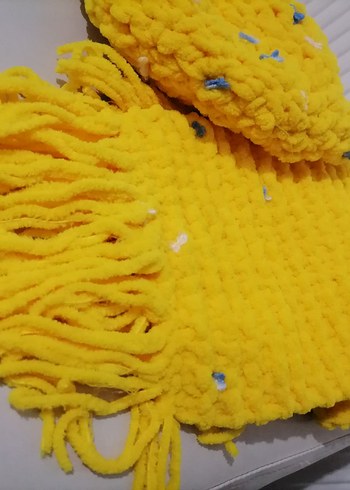 Kadife el Örgüsü Çocuk Bere ve Atkı Seti - Görsel 2