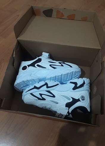 KIZ ÇOCUK SPOR AYAKKKABI - Görsel 2