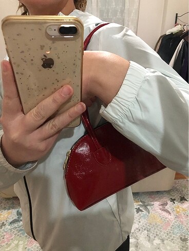  Beden kırmızı Renk Uzun askılı kol çantası