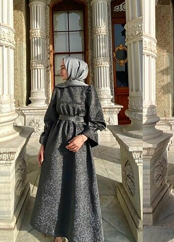 Meiha tarhanaci ışıltılı abiye 