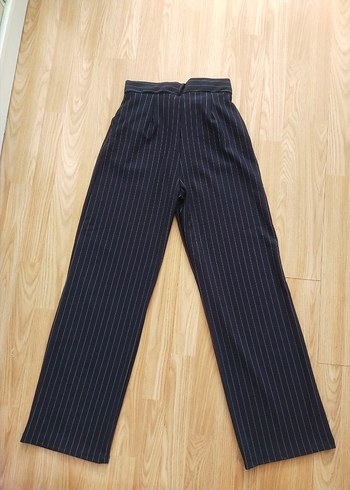 Lacivert Çizgili Pilili Kadın Kumaş Pantolon - Görsel 2