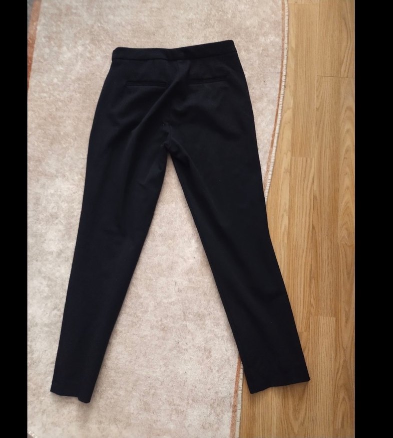 Siyah Kadın Normal Kesim Kumaş Pantolon - Görsel 2