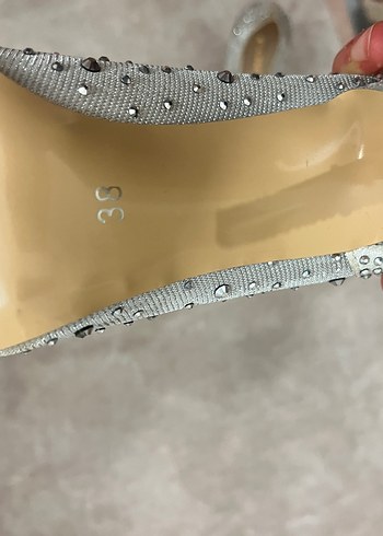 Gri Payetli Stiletto Topuklu Kadın Abiye Ayakkabı - Görsel 4