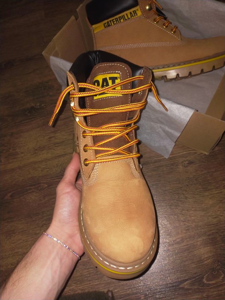 Kahverengi Caterpillar Erkek Bot - Görsel 3