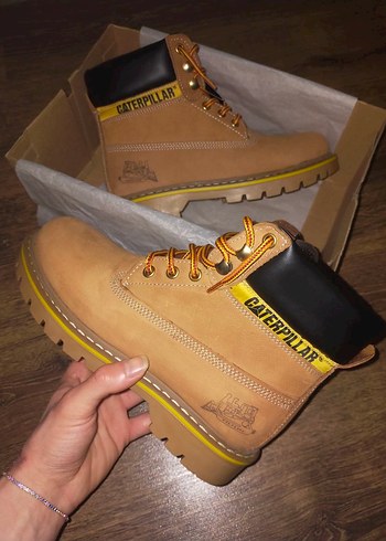 Caterpillar Kahverengi Erkek Bot - Görsel 4