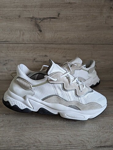 40 Beden beyaz Renk Adidas Ozweego Beyaz