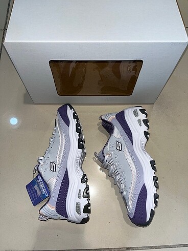 38 Beden mor Renk Skechers D Lites