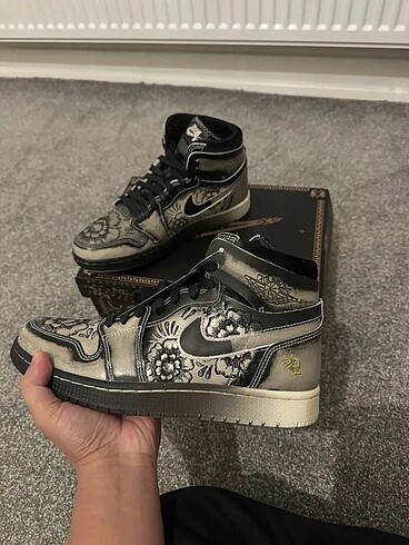 Air Jordan 1 Zoom CMFT 2 Dia De Los Muertos