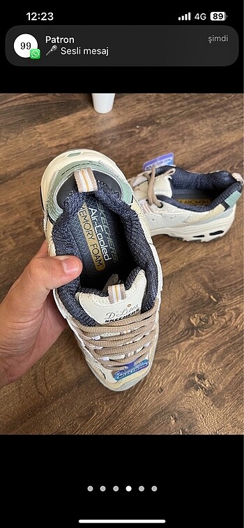 37 Beden beyaz Renk Skechers D Lites