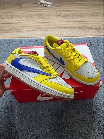 Nike Air Jordan 1 Travis