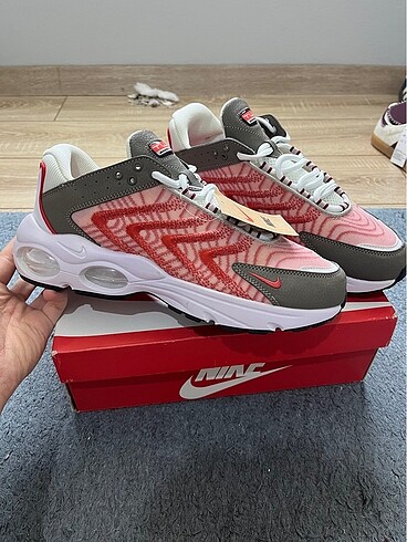 Nike Air Max TWS