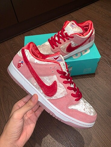 Nike Dunk Low StrangeLove