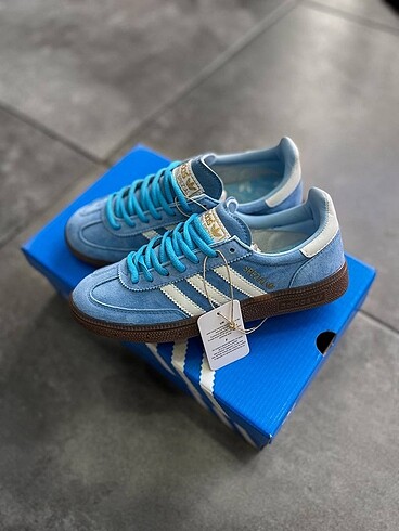 38 Beden Adidas Spezial Light Blue