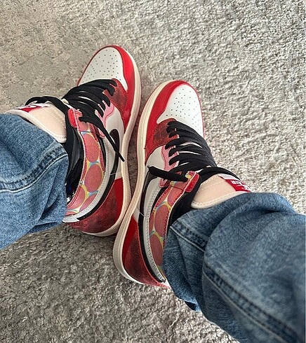 39 Beden kırmızı Renk Nike Air Jordan 1 Spiderman