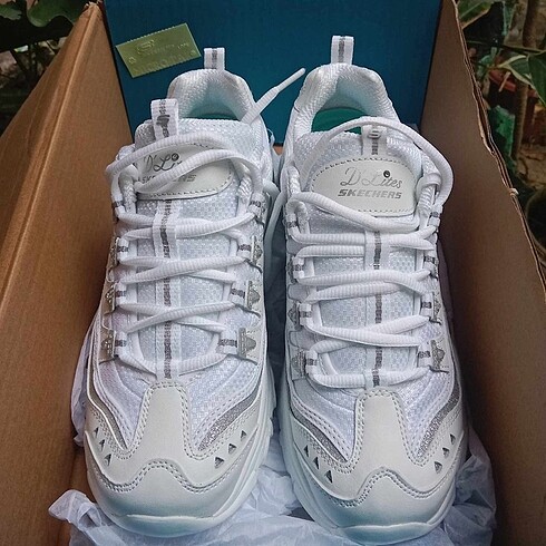 36 Beden Skechers D Lites