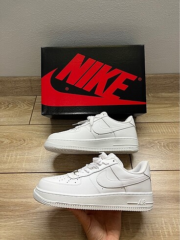 Nike Nike Air Force 1 White