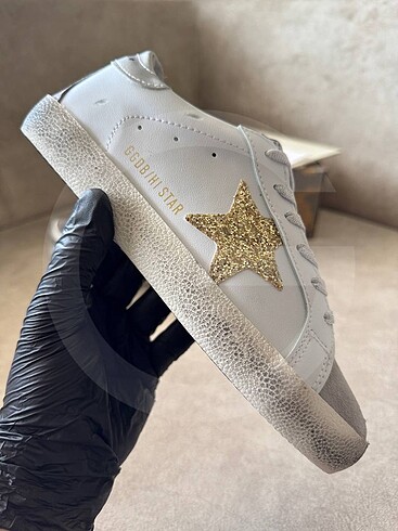 37 Beden beyaz Renk Golden Goose Deluxe