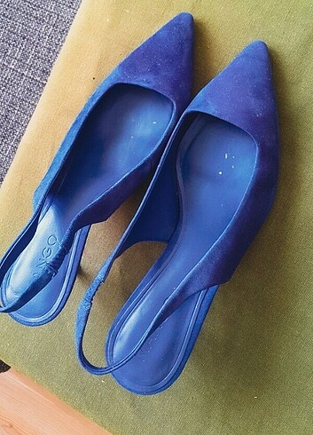 39 Beden mavi Renk Mango sandalet