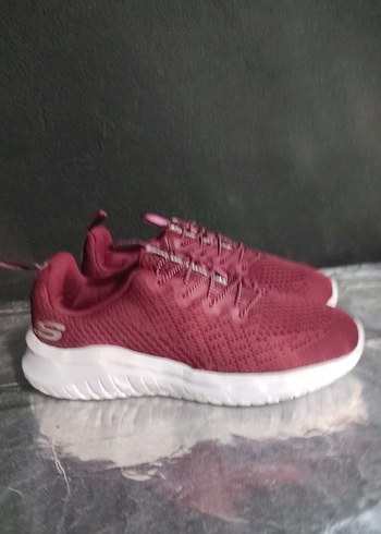 skechers