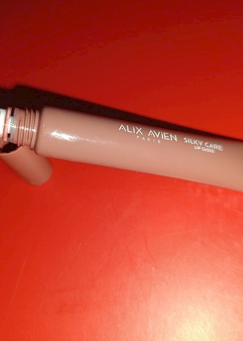 Beden Renk Alix Avien Silky Care Nemlendirici Dudak Parlatıcısı Lipgloss