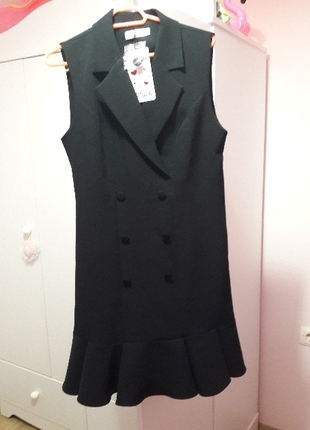 Kadın Siyah Volanlı Blazer Elbise