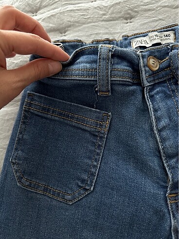 9 Yaş Beden Zara kız çocuk kot pantolon