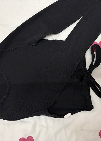 Siyah Uzun Kollu crop top - Görsel 2