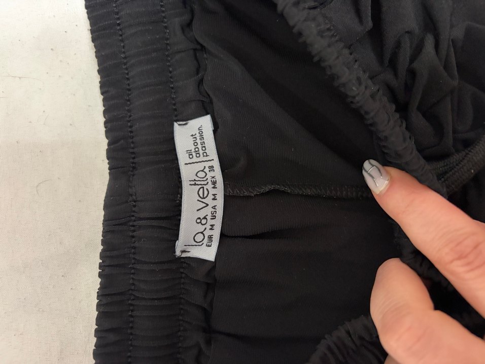 Siyah Rahat Şortu Elastik Bel - Görsel 2