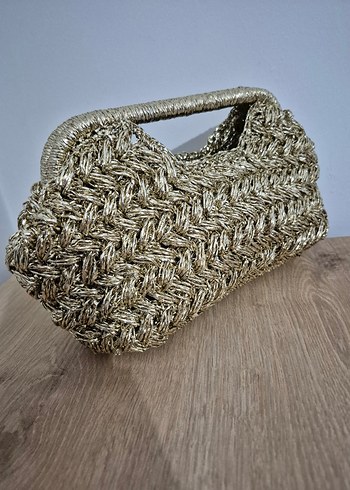 mango model gold burslu çanta