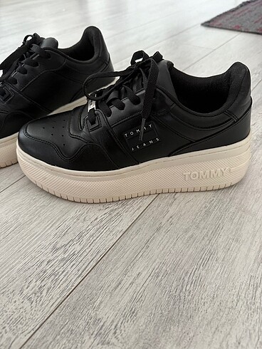 Nike Tommy spor ayakkabı