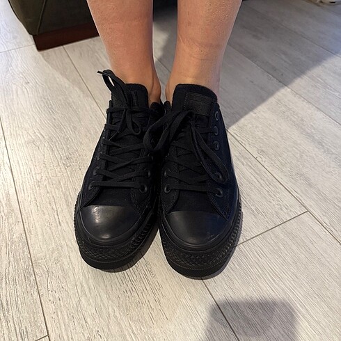 Platform Converse
