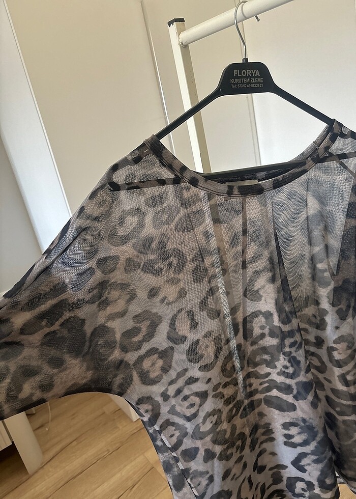 Tül bluz - Görsel 3