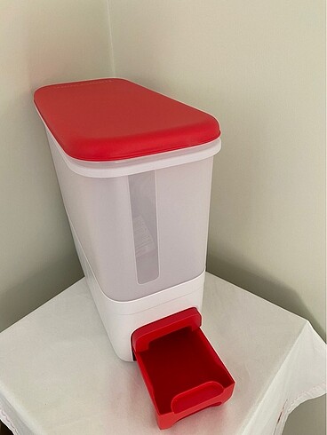  Beden kırmızı Renk Tupperware Ambar 10 lt