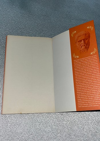 Beden Renk Sokrates'in Savunması - Eflatun