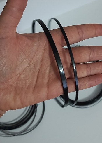 Siyah metal taç - Görsel 3