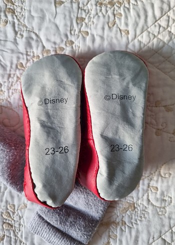 Mickey Mouse Desenli Ev Çorabı 23-26 numara - Görsel 4