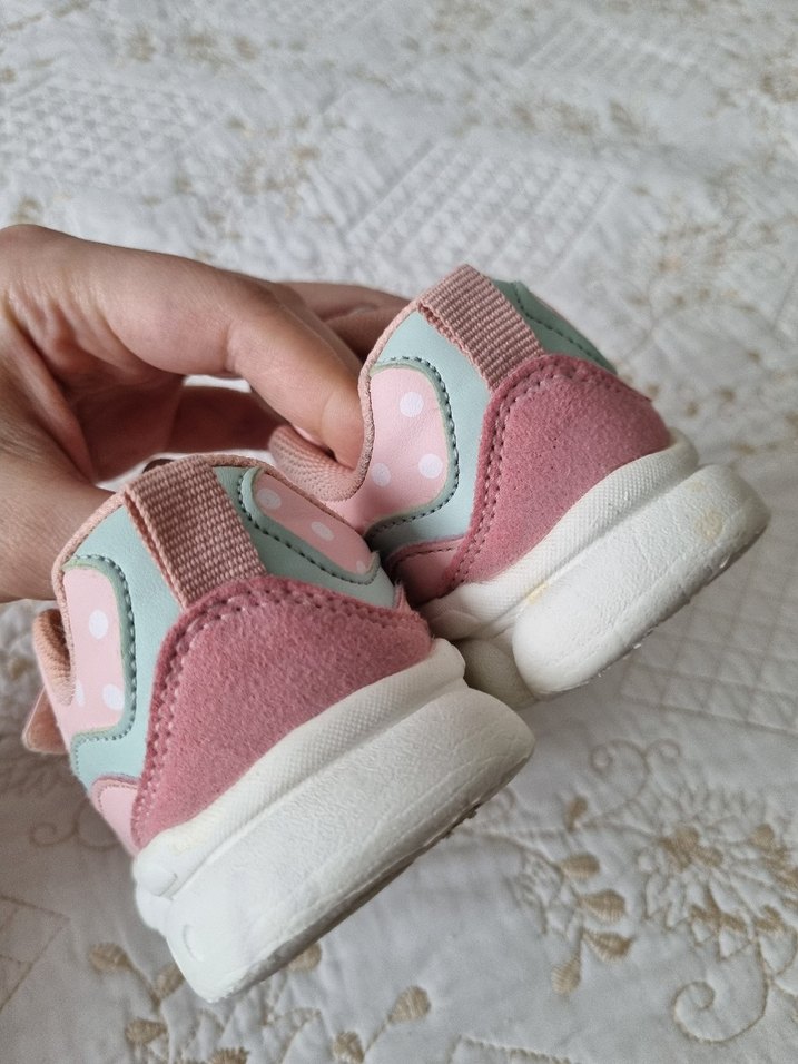 Kız Çocuk Tavşan desenli Spor Ayakkabı - Görsel 4