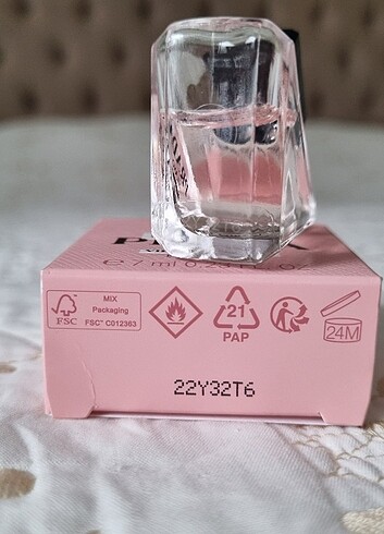 Beden Renk Prada Paradoxe Virtual Flower 7 ml