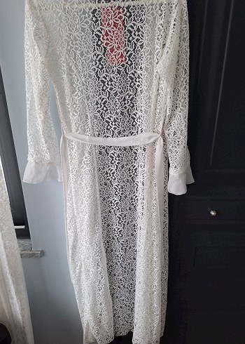 Uzun Beyaz  Nakışlı Kadın sabahlık - Görsel 3