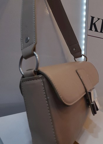 Zara Model Gümüş Tokalı Deri Kadın Çanta - Görsel 3