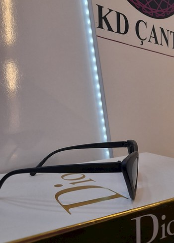 Siyah Retro Şeffaf Kadın Güneş Gözlüğü - Görsel 4