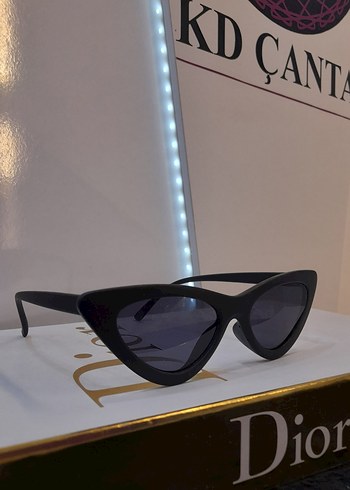 Siyah Retro Şeffaf Kadın Güneş Gözlüğü - Görsel 2