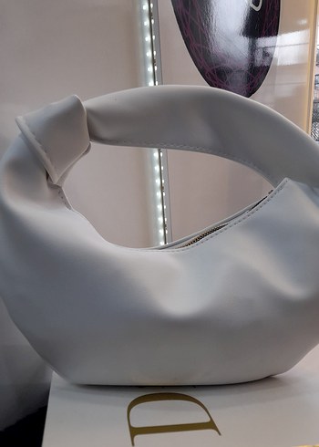 Bottega Model Beyaz Deri Kadın El Çantası - Görsel 4