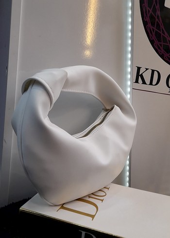 Bottega Model Beyaz Deri Kadın El Çantası - Görsel 3